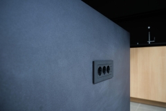 Mizarstvo-Nemec-hiša-antracit-20-scaled